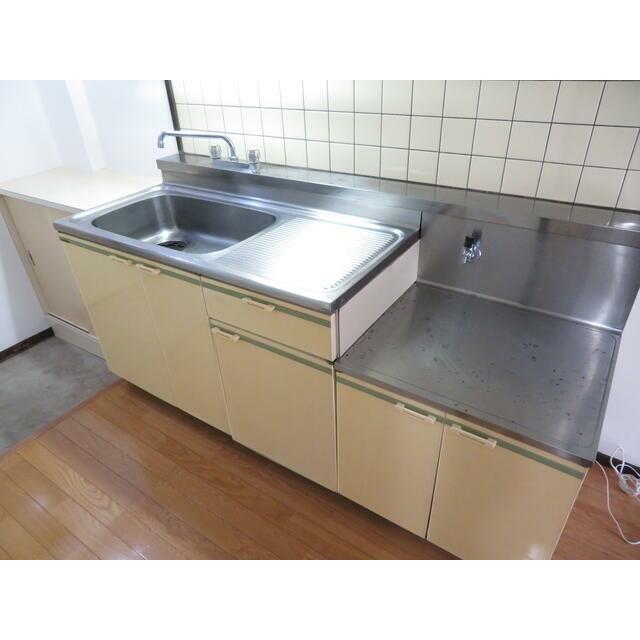 キッチン　キッチンでお料理をお楽しみください