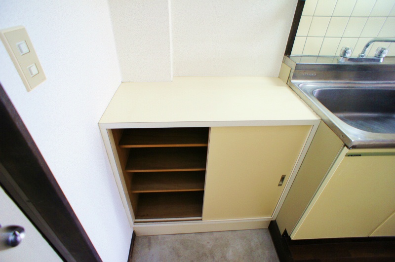 玄関　収納もある玄関です