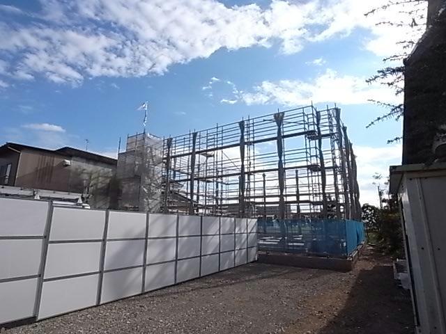 建物外観　建築中