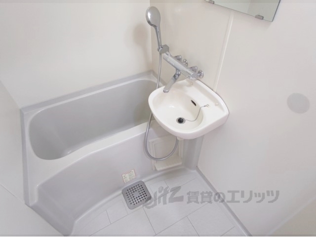 バス・シャワールーム　ユニットバス