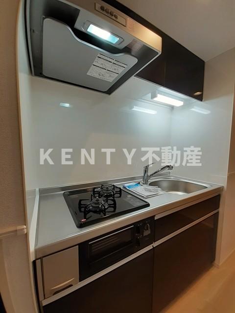 キッチン　コンパクトなキッチンで掃除もラクラク