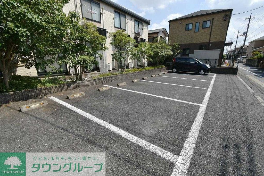 駐車場　駐車場