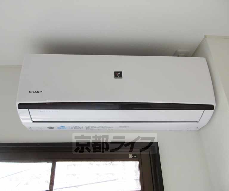 その他設備　エアコン付き。