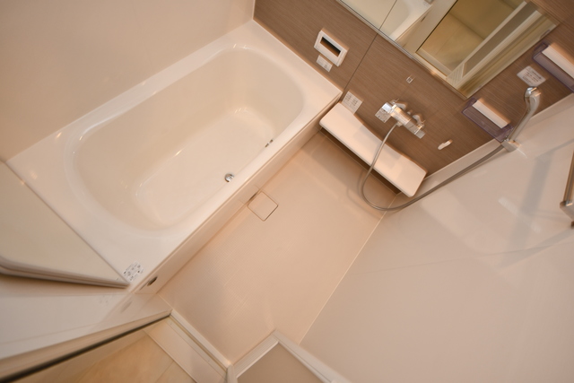 バス・シャワールーム　お風呂