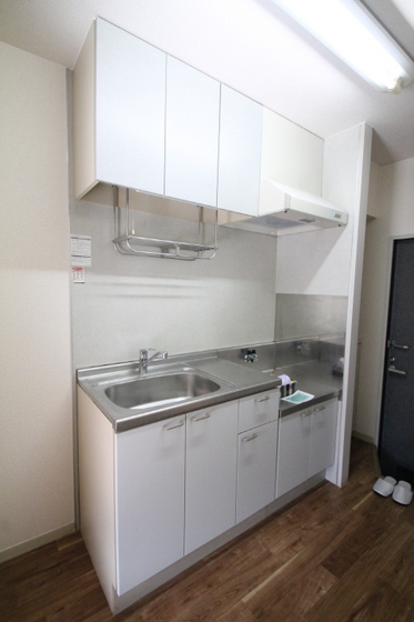 キッチン　※別部屋の写真です