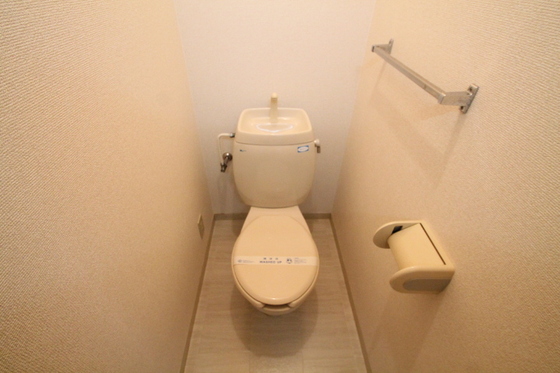 トイレ　※別部屋の写真です