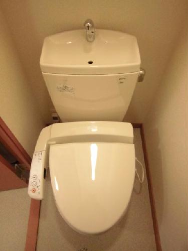 トイレ　バス、トイレ別です。