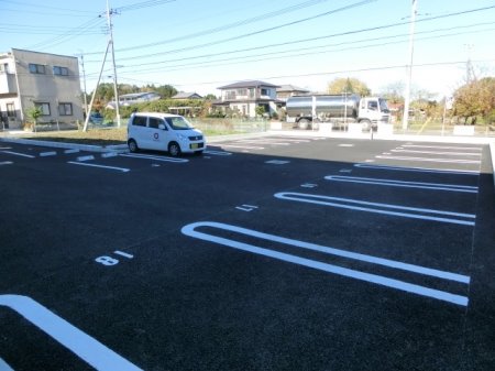 駐車場　駐車場