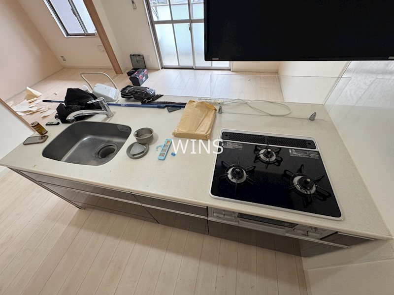 キッチン　別部屋参考写真です