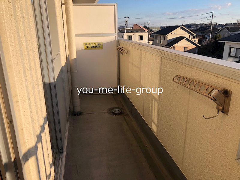 バルコニー　テラス