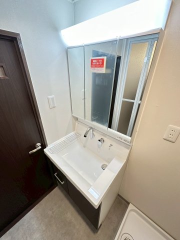 洗面設備　詳細は、RISUMO江坂本店→06-6155-7137まで♪
