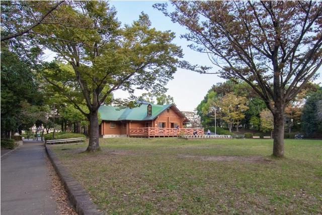 公園　霧が丘公園（公園）まで819m