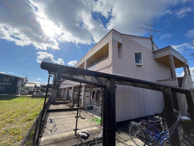 建物外観　外観写真（昼）