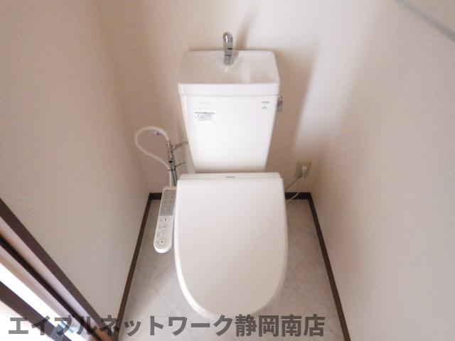 トイレ　シンプルで使いやすいトイレです