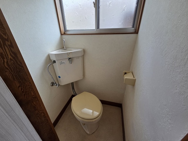 ＪＲ山陽本線 東福山駅 徒歩18分 2階建 築57年のトイレ写真