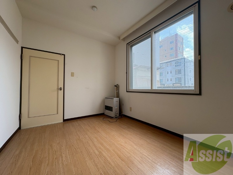 その他部屋・スペース　広々していて使いやすい洋室になっていました！