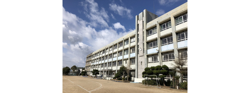 小学校　八木小学校（小学校）まで1108m