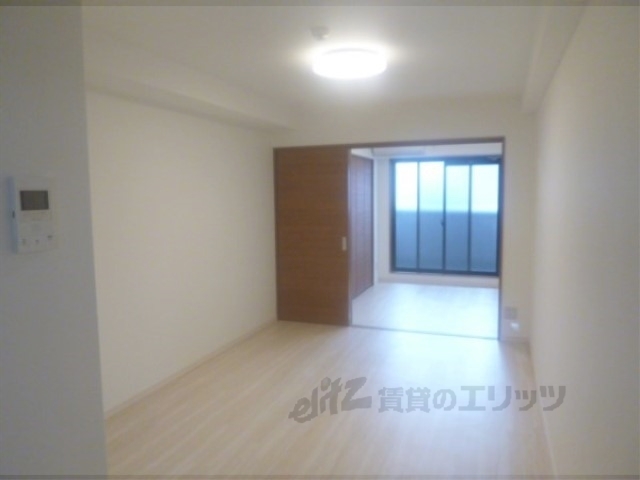 居室・リビング　リビング