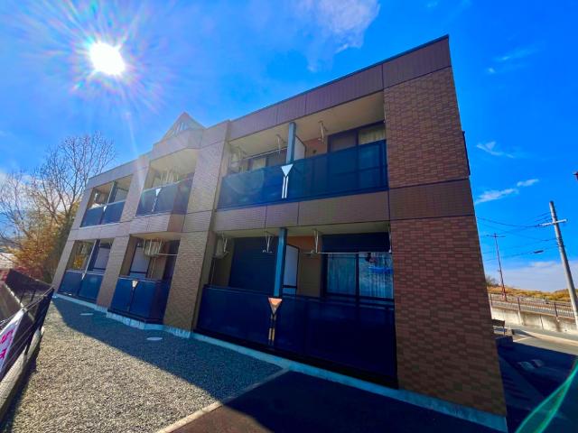 エントランス　外観写真（昼）