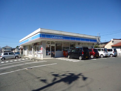 コンビニ　ローソン 盛岡南青山町店（コンビニ）まで724m