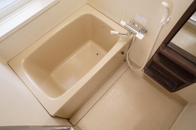 バス・シャワールーム　浴室