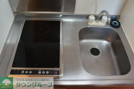 キッチン　設備・仕様は号室により異なる為、現況を優先致します。