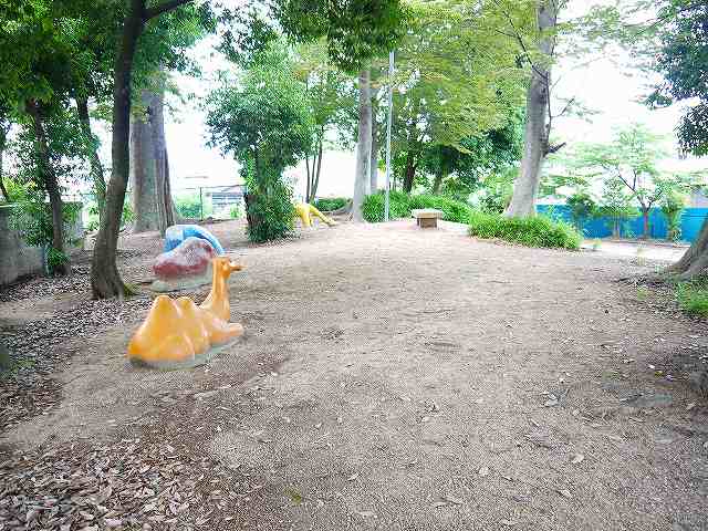 公園　春日街区公園（公園）まで590m