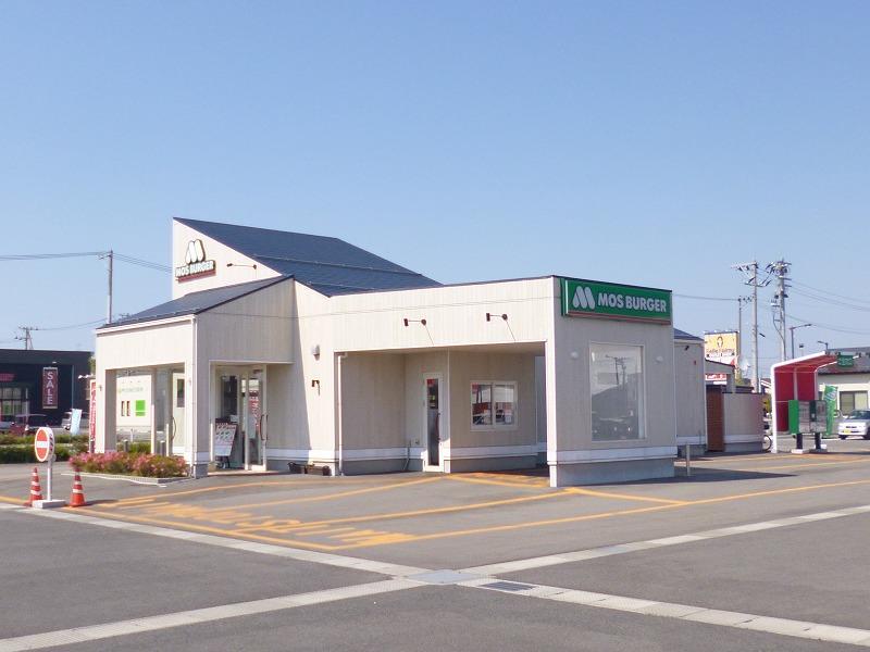 飲食店　モスバーガー新潟亀貝店（飲食店）まで660m