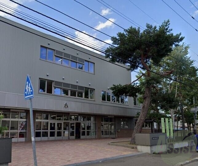中学校　札幌市立東白石中学校（中学校）まで653m