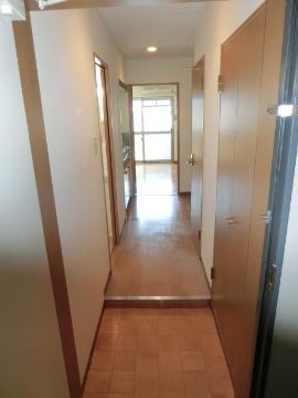 ＣＡＲＭＥＬ（カーメル）　玄関　玄関から室内