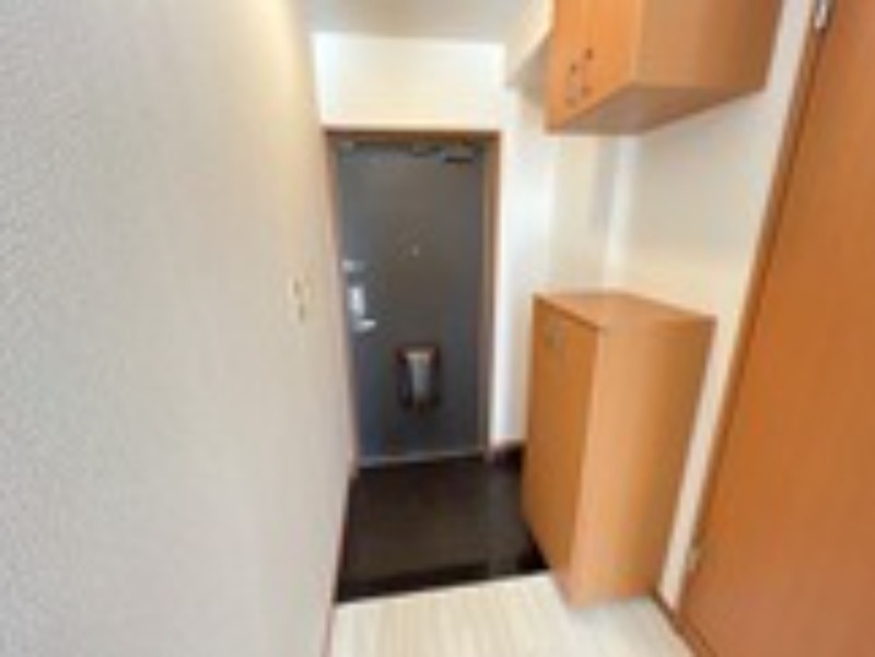 玄関　※参考画像