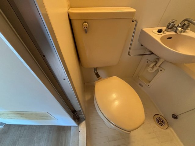 トイレ　ハイツSS