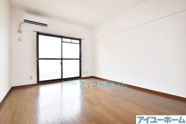 居室・リビング　エアコン　サービス設置の場合有り（現況優先）