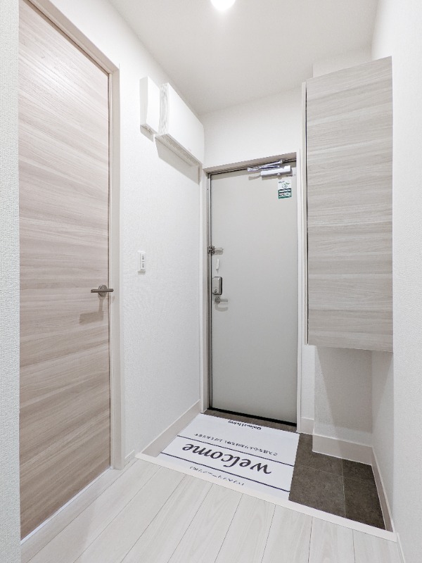 玄関　図面と現状に相違がある場合には現状を優先