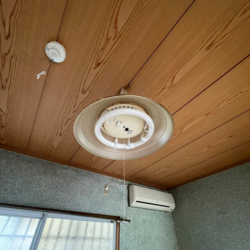 セキュリティ　照明