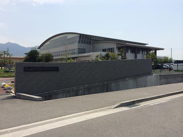 中学校　北条北中学校（中学校）（中学校）まで251m