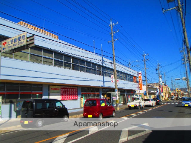 郵便局　上野郵便局（郵便局）まで687m