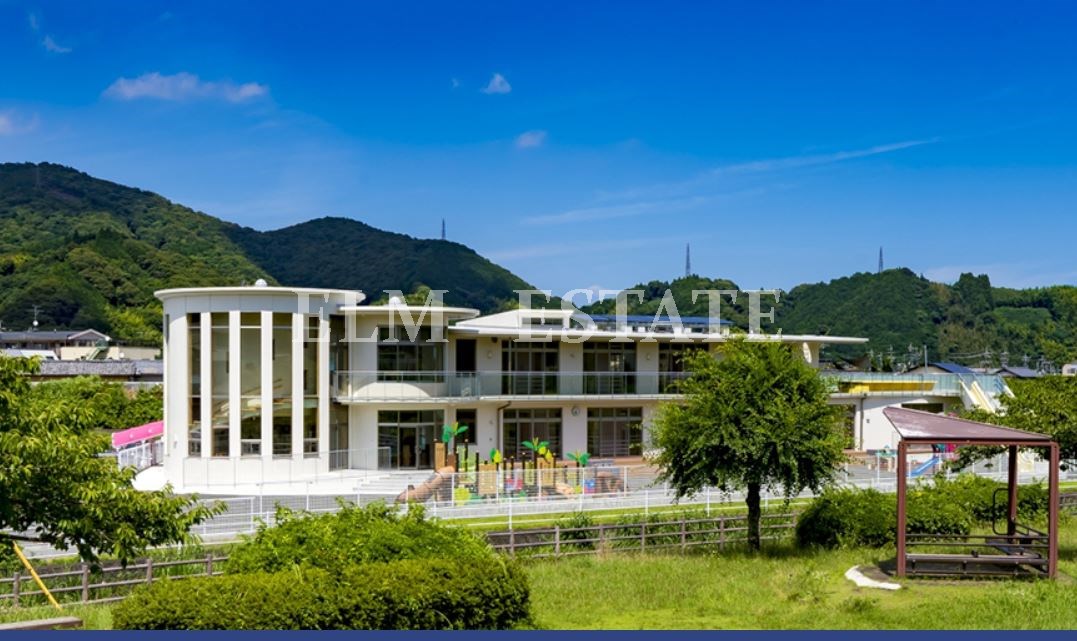 幼稚園・保育園　幼保連携型認定こども園羽鳥るり幼稚園（幼稚園・保育園）まで1087m