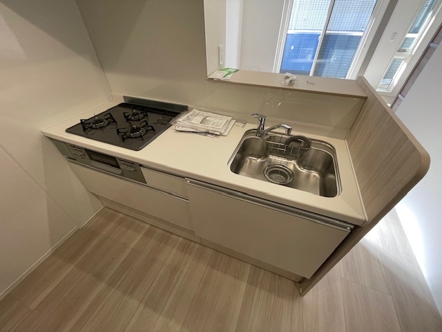 キッチン　同施工会社新築参考画像