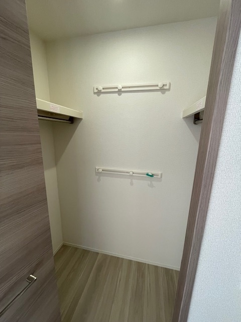 収納　同施工会社新築参考画像