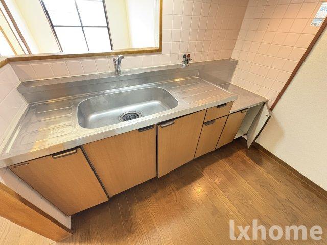 キッチン　キッチンでお料理をお楽しみください