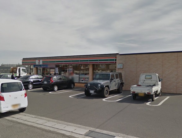 コンビニ　セブンイレブン（コンビニ）まで1169m