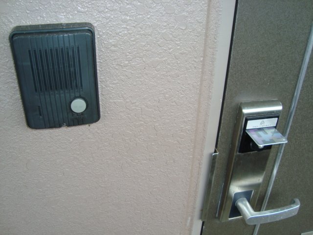 玄関　玄関（カードキー）