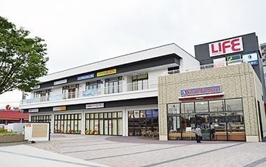 ドラックストア　ドラックストア（ドラッグストア）まで100m