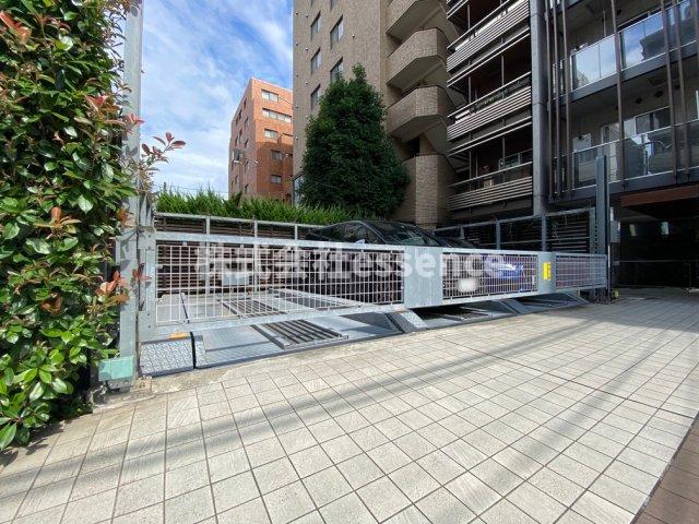 駐車場　弊社ではオンライン対応・現地対応可能です♪
