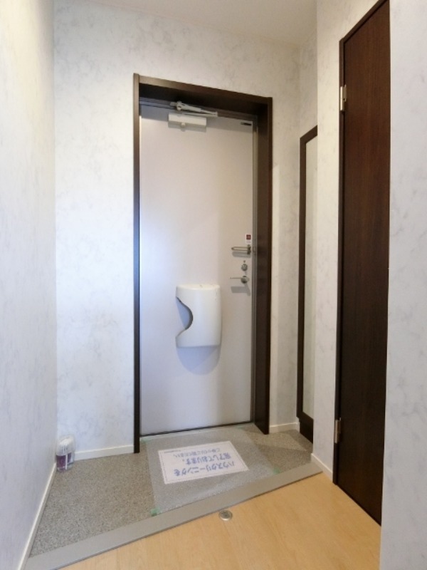 玄関　図面と現状に相違がある場合には現状を優先