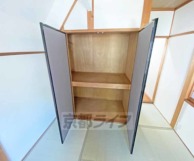 収納　天井高で大容量の収納です。