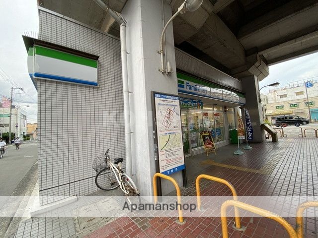 コンビニ　ファミリーマート（コンビニ）まで464m