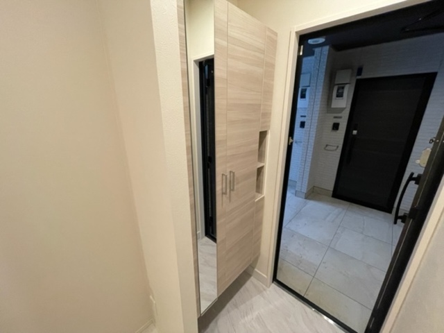 玄関　シューズボックス