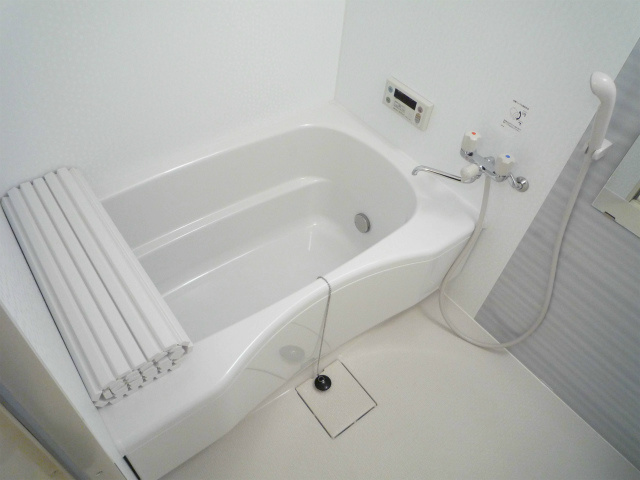 バス・シャワールーム　浴室